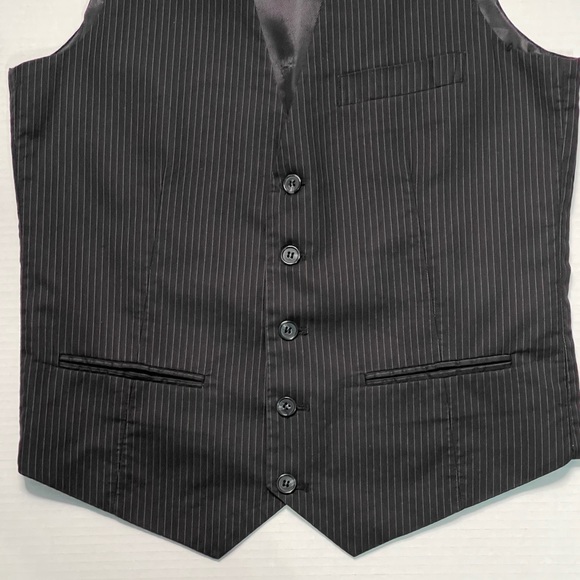 La chateau men suit vest - Picture 3 of 9